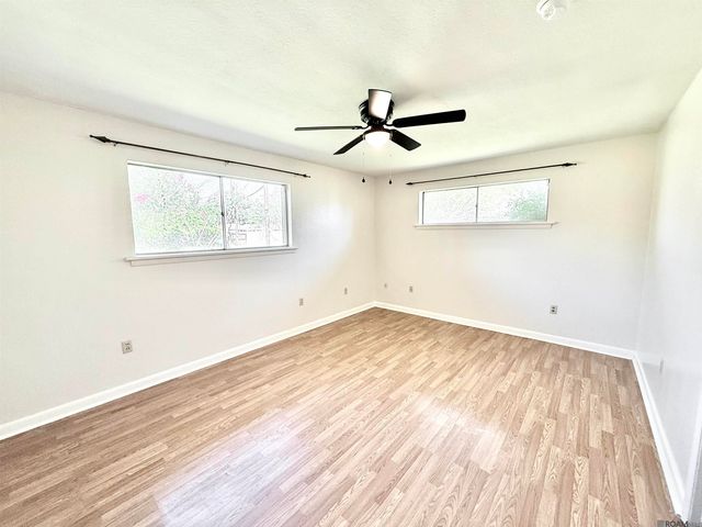 325 Marilyn Dr, Baton Rouge, LA 70815