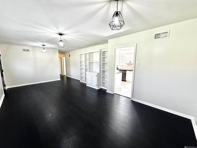 325 Marilyn Dr, Baton Rouge, LA 70815