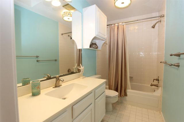 4012 Arnold Street, West University Place, TX 77005