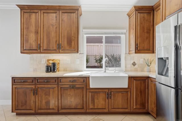 827 Via Barquero, San Marcos, CA 92069