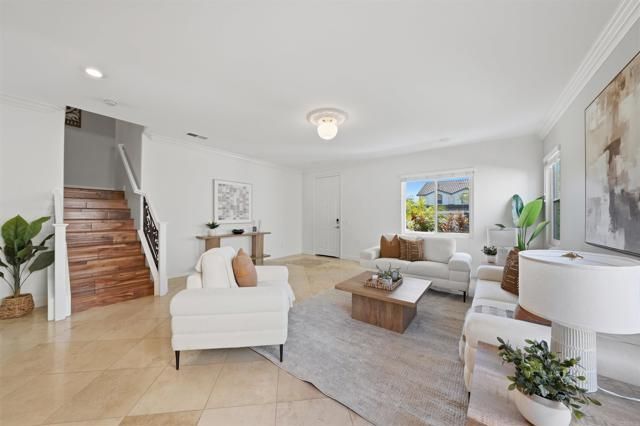 827 Via Barquero, San Marcos, CA 92069