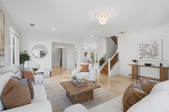 827 Via Barquero, San Marcos, CA 92069