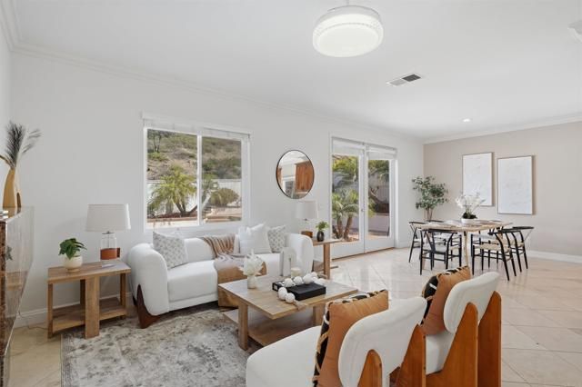 827 Via Barquero, San Marcos, CA 92069