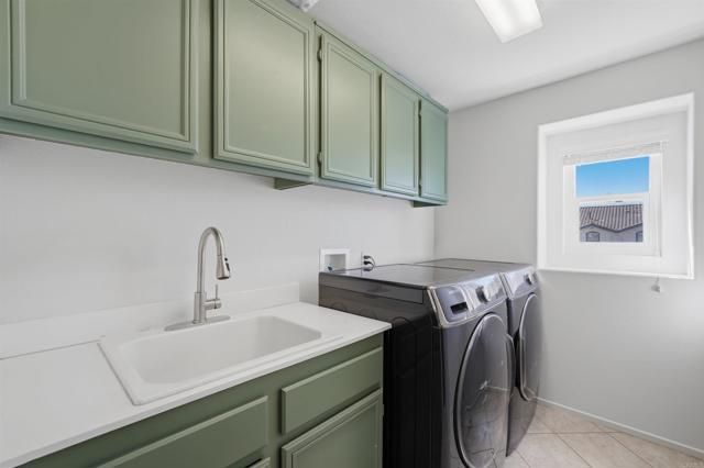 827 Via Barquero, San Marcos, CA 92069