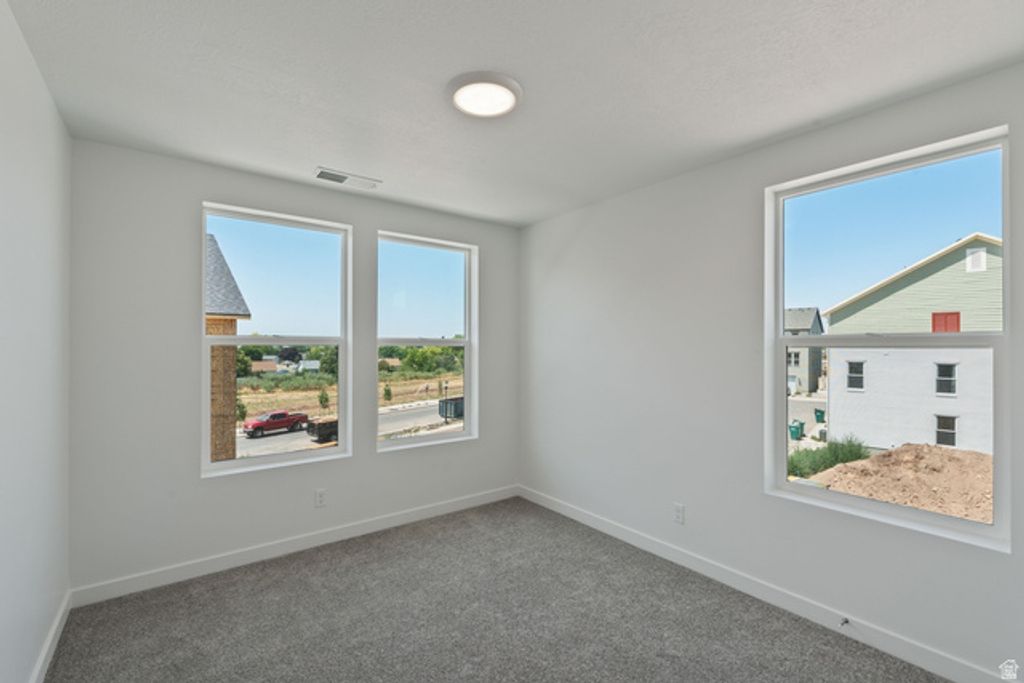 Image 18 of property listing at 1566 N 1875 W #243, Layton, UT 84041