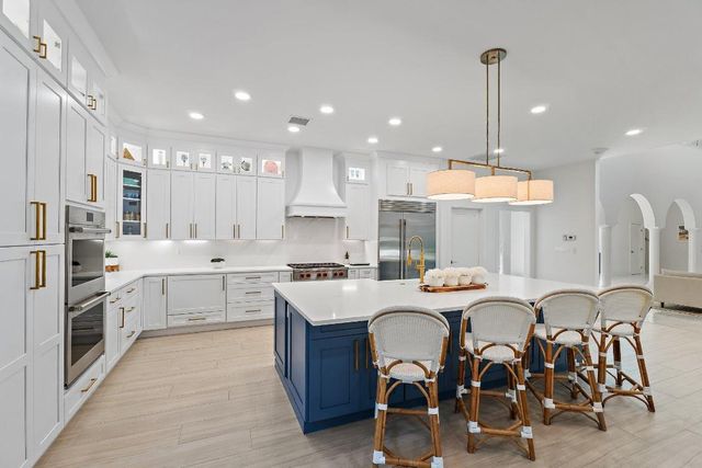 18385 SE Village Circle, Jupiter, FL 33469