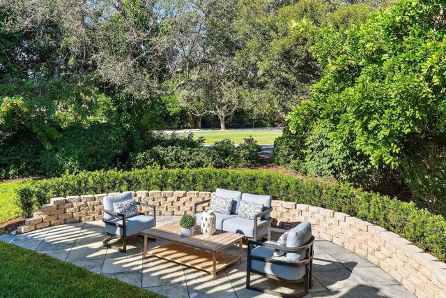 18385 SE Village Circle, Jupiter, FL 33469