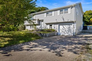 10 Riched Lane, Montville, CT 06382