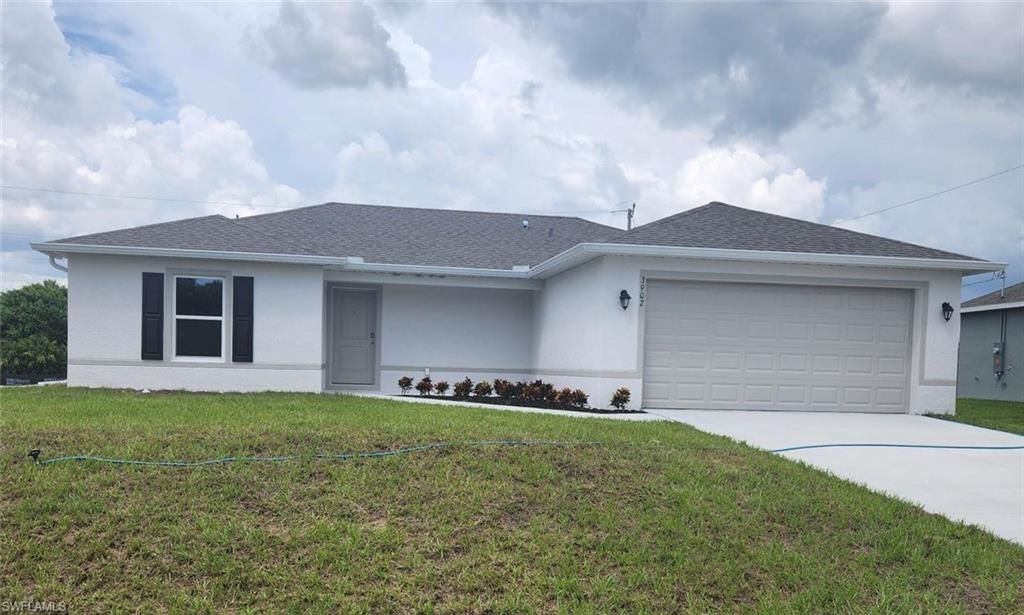 3902 28th ST SW, LEHIGH ACRES, FL 33976 — exterior