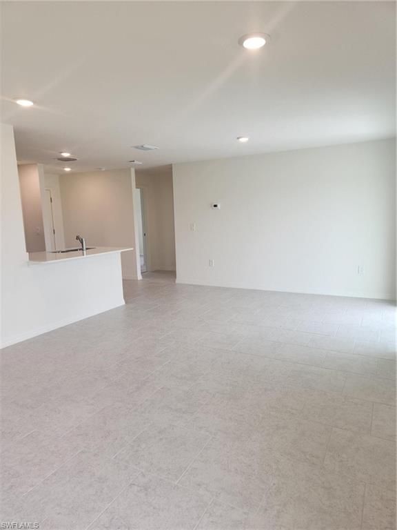 3902 28th ST SW, LEHIGH ACRES, FL 33976 — photo 3