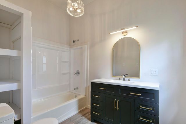 711 Frisco Street, Monett, MO 65708