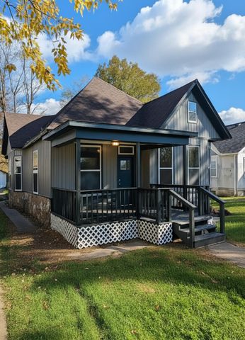 711 Frisco Street, Monett, MO 65708