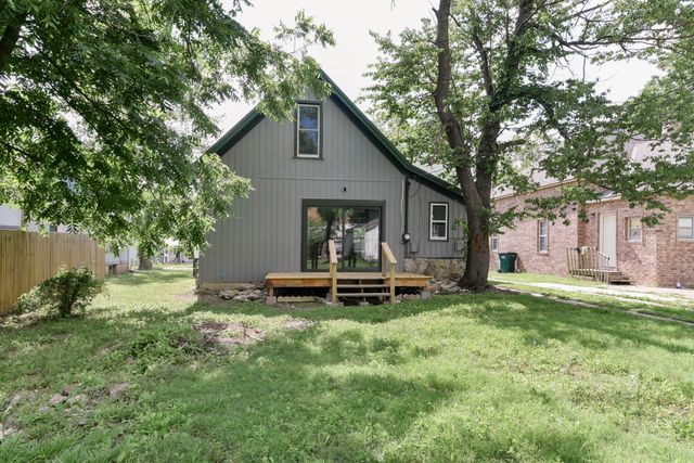 711 Frisco Street, Monett, MO 65708