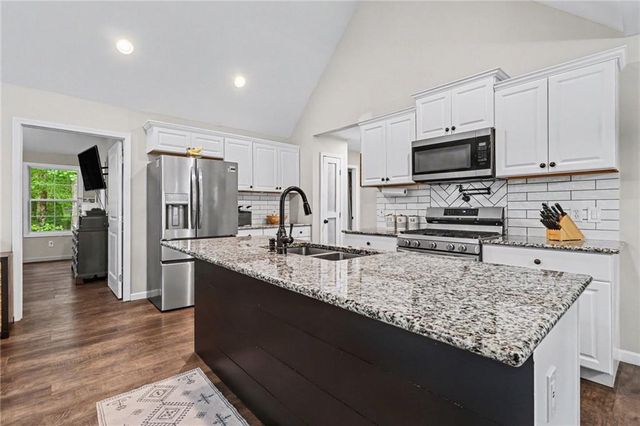 113 Norton Road, Kingston, GA 30145