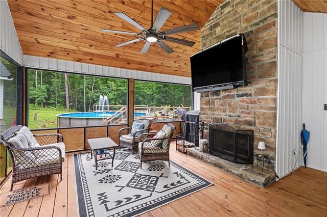 113 Norton Road, Kingston, GA 30145