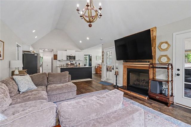 113 Norton Road, Kingston, GA 30145