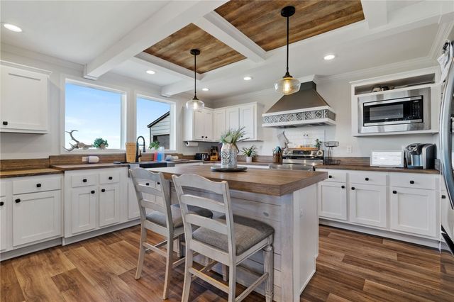 1350 Beham Ridge Rd, West Finley, PA 15323