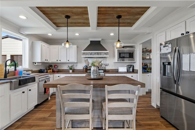 1350 Beham Ridge Rd, West Finley, PA 15323