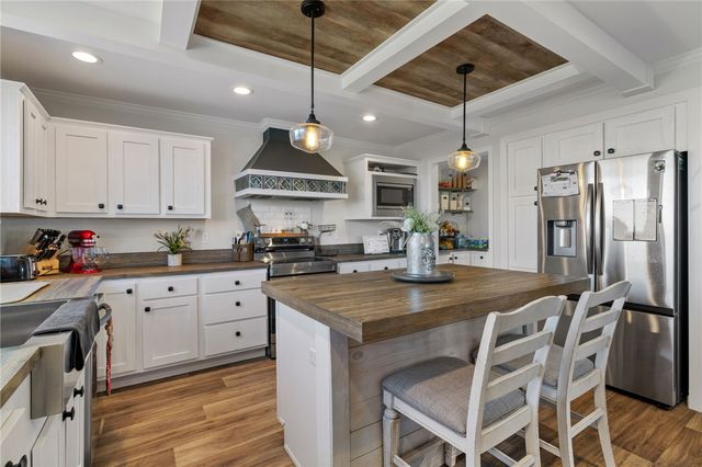 1350 Beham Ridge Rd, West Finley, PA 15323