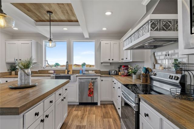 1350 Beham Ridge Rd, West Finley, PA 15323