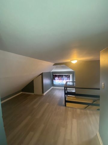 2053 W 70th Street, Chicago, IL 60636