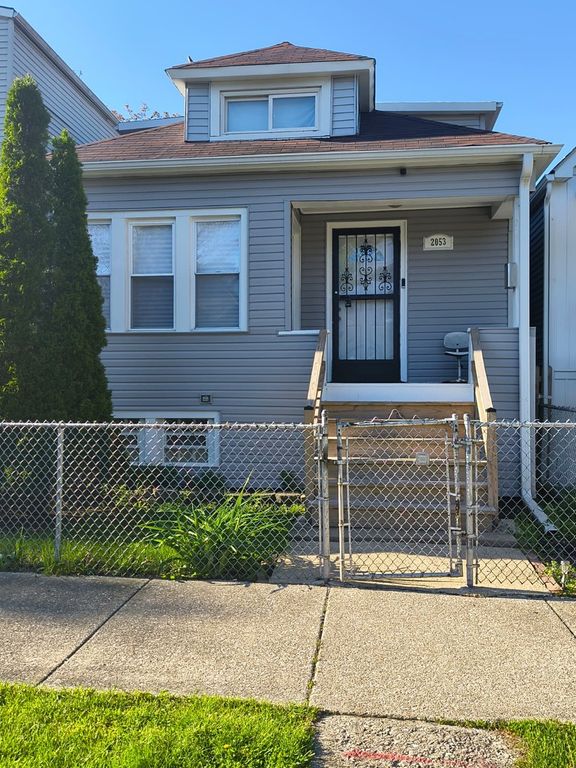 2053 W 70th Street, Chicago, IL 60636