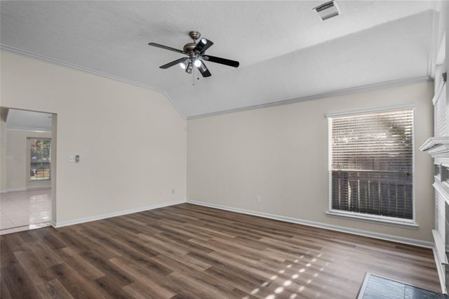 1907 Heather Cove Court, Houston, TX 77062