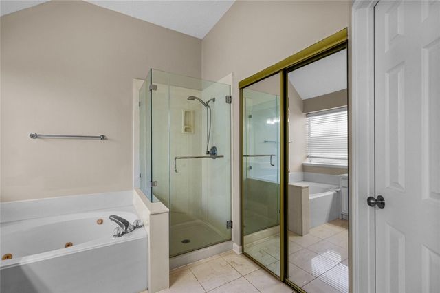 1907 Heather Cove Court, Houston, TX 77062