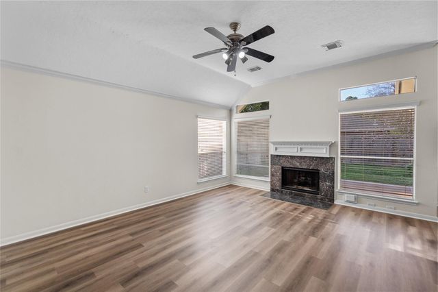 1907 Heather Cove Court, Houston, TX 77062