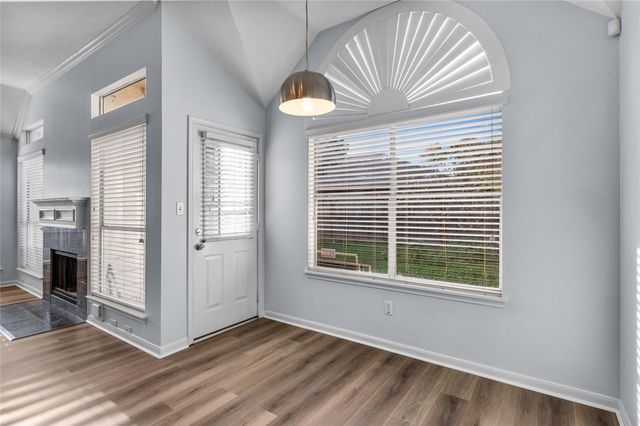 1907 Heather Cove Court, Houston, TX 77062