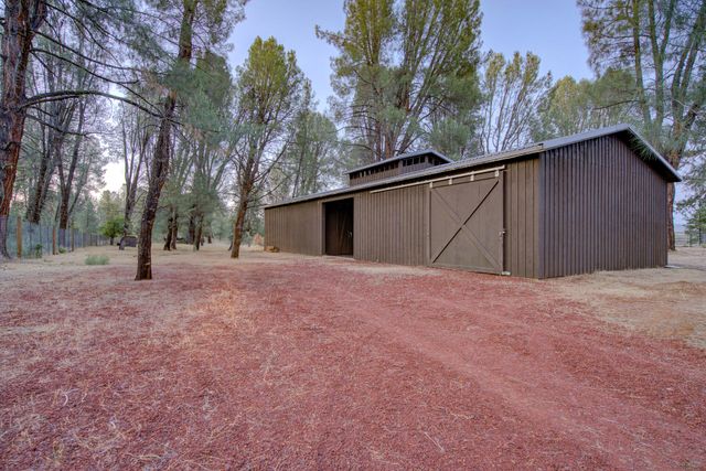 21151 Ridge Road, Cassel, CA 96016