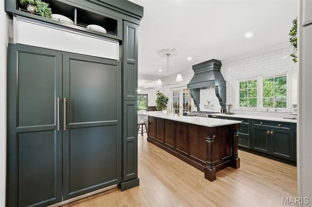 12 Rolling Rock Lane, Ladue, MO 63124