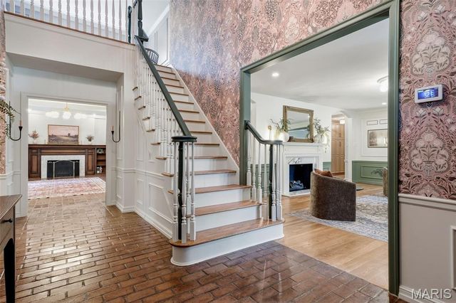 12 Rolling Rock Lane, Ladue, MO 63124