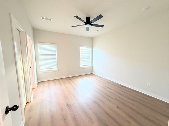 531 Cosmos Street, Centerton, AR 72719