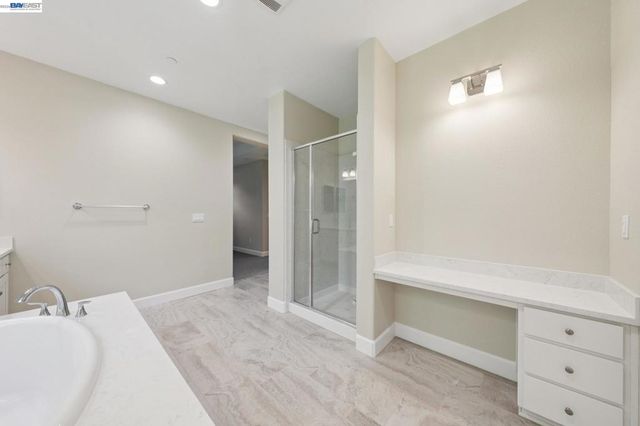 122 Creek View Cir, Fairfield, CA 94533