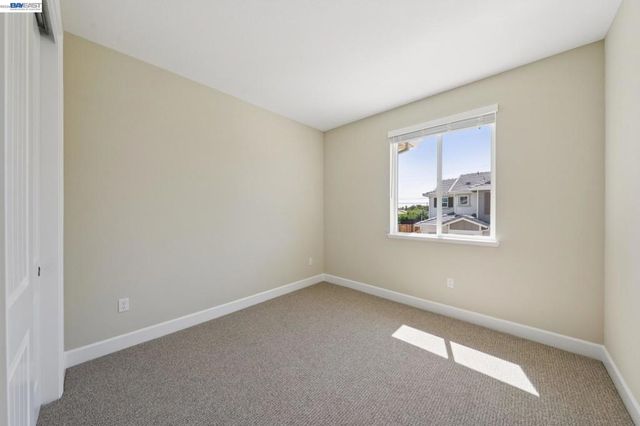 122 Creek View Cir, Fairfield, CA 94533