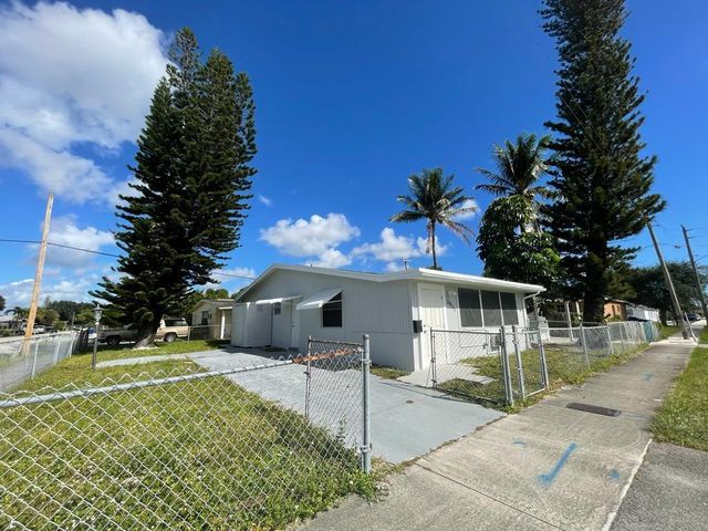 2971 NW 11th Street, Fort Lauderdale, FL 33311