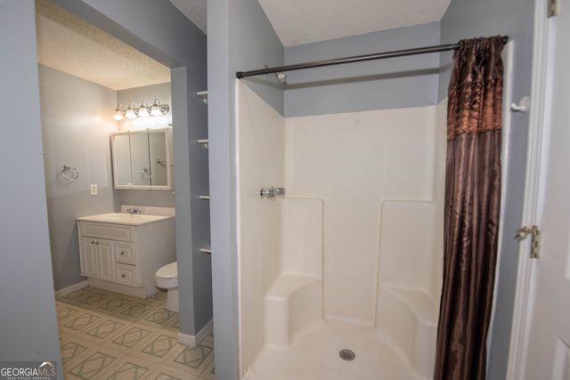 104 Alton Woods Drive, Warner Robins, GA 31088