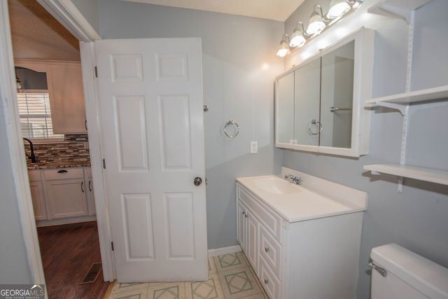 104 Alton Woods Drive, Warner Robins, GA 31088