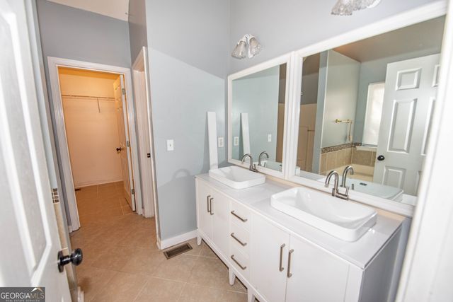 104 Alton Woods Drive, Warner Robins, GA 31088