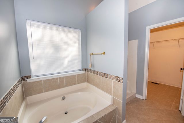 104 Alton Woods Drive, Warner Robins, GA 31088