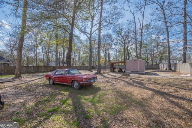 104 Alton Woods Drive, Warner Robins, GA 31088