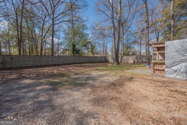 104 Alton Woods Drive, Warner Robins, GA 31088