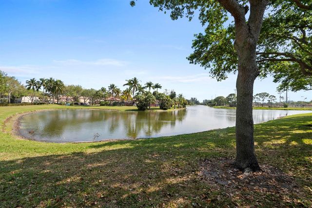 7826 Sienna Springs Drive, Lake Worth, FL 33463