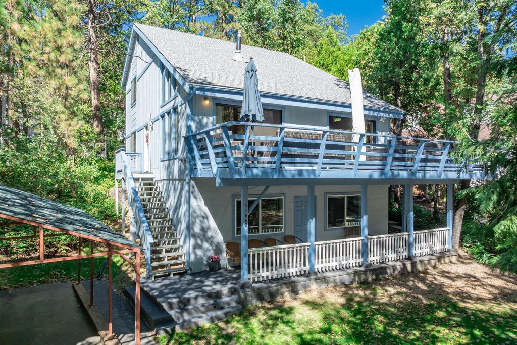 54668 Blue Gill, Bass Lake, CA 93604