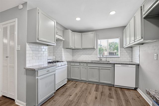 3408 Palm Avenue, Texas City, TX 77590