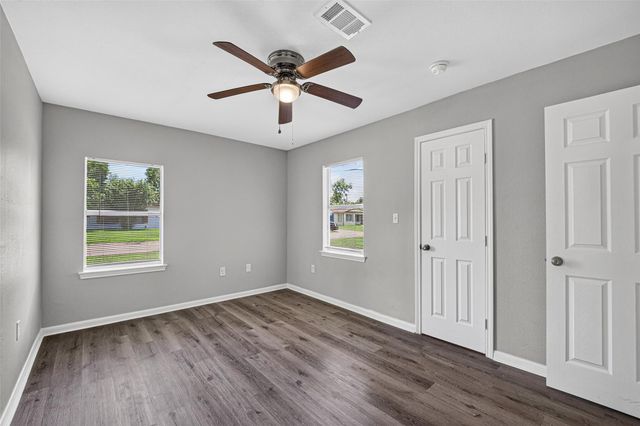 3408 Palm Avenue, Texas City, TX 77590