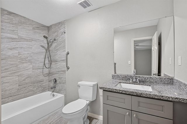 3408 Palm Avenue, Texas City, TX 77590