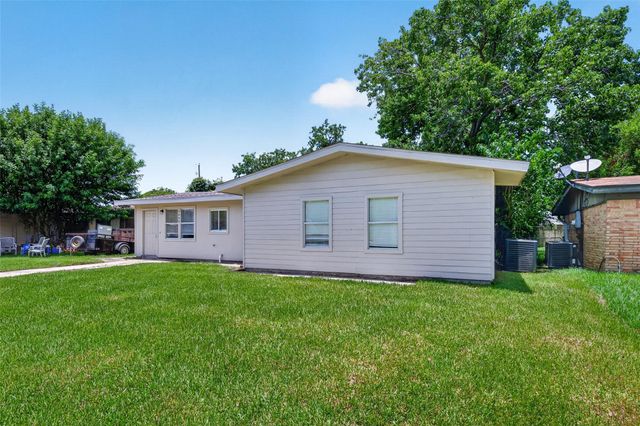 3408 Palm Avenue, Texas City, TX 77590