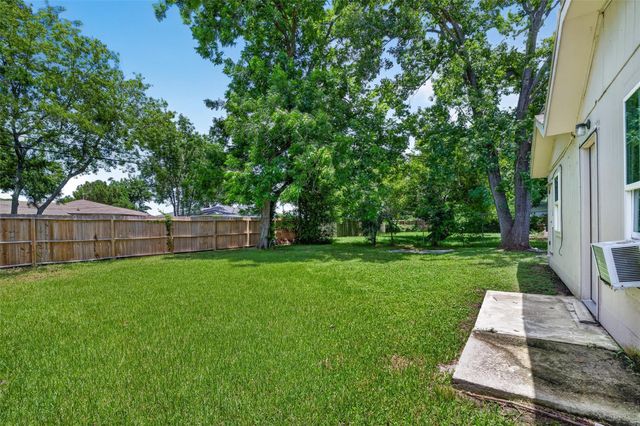 3408 Palm Avenue, Texas City, TX 77590